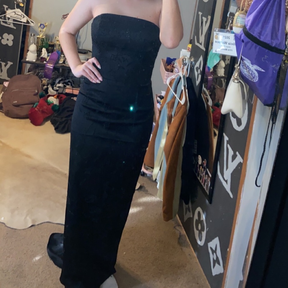 Black beaded floral tight dress. Size 4